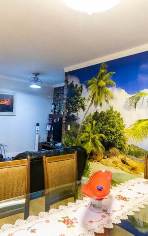 Casa de condomínio à venda com 280m², 4 quartos e 2 vagas Casa de condomínio à venda com 280m², 4 quartos e 2 vagasSala
