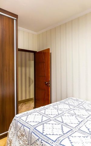 Casa de condomínio à venda com 280m², 4 quartos e 2 vagas Casa de condomínio à venda com 280m², 4 quartos e 2 vagasQuarto 1