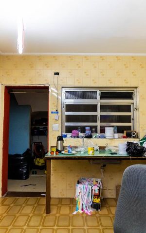 Casa de condomínio à venda com 280m², 4 quartos e 2 vagas Casa de condomínio à venda com 280m², 4 quartos e 2 vagasCozinha