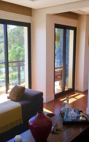 Apartamento à venda com 165m², 3 quartos e 4 vagas Apartamento à venda com 165m², 3 quartos e 4 vagassala