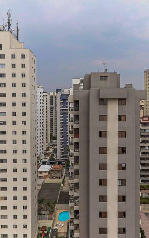 Apartamento para alugar com 66m², 2 quartos e 1 vagaVaranda