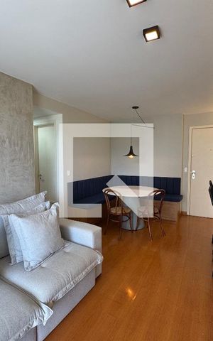 Apartamento à venda com 63m², 2 quartos e 1 vaga Apartamento à venda com 63m², 2 quartos e 1 vagaSala