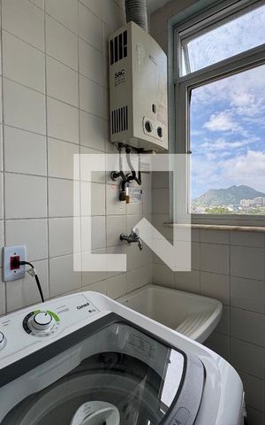 Apartamento à venda com 63m², 2 quartos e 1 vaga Apartamento à venda com 63m², 2 quartos e 1 vagaCozinha e Área de Serviço