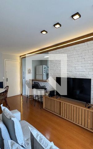 Apartamento à venda com 63m², 2 quartos e 1 vaga Apartamento à venda com 63m², 2 quartos e 1 vagaSala