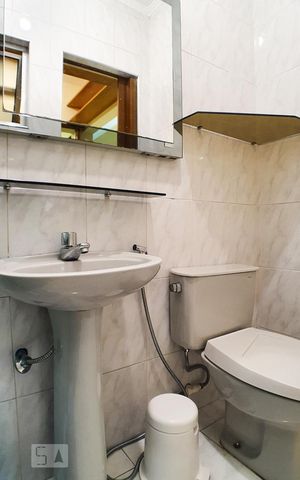 Casa à venda com 200m², 3 quartos e 2 vagasSuíte Quarto 2