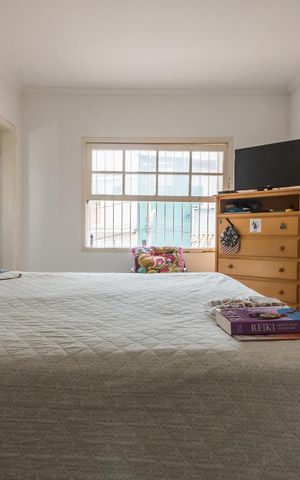 Casa à venda com 181m², 3 quartos e 2 vagas Casa à venda com 181m², 3 quartos e 2 vagas Suíte