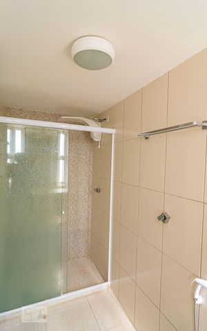 Apartamento à venda com 123m², 2 quartos e 1 vaga Apartamento à venda com 123m², 2 quartos e 1 vagaBanheiro da Suíte