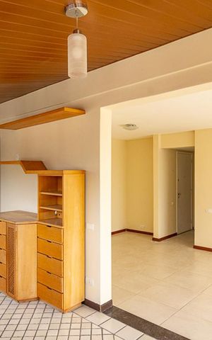 Apartamento à venda com 123m², 2 quartos e 1 vaga Apartamento à venda com 123m², 2 quartos e 1 vagaSala