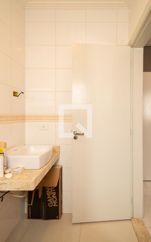 Casa à venda com 220m², 3 quartos e 4 vagas Casa à venda com 220m², 3 quartos e 4 vagasBanheiro - Suíte 1