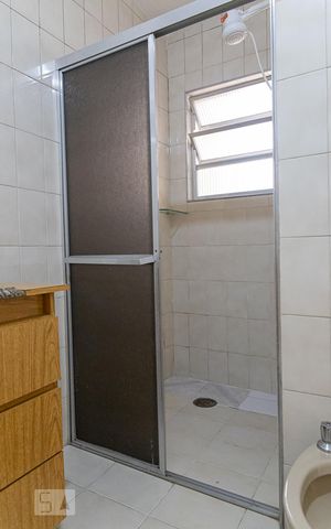 Apartamento para alugar com 85m², 1 quarto e sem vagaBanheiro