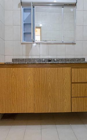 Apartamento para alugar com 85m², 1 quarto e sem vagaBanheiro