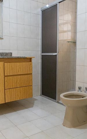 Apartamento para alugar com 85m², 1 quarto e sem vagaBanheiro