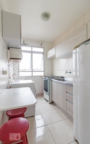 Studio à venda com 42m², 1 quarto e sem vaga Studio à venda com 42m², 1 quarto e sem vagaCozinha