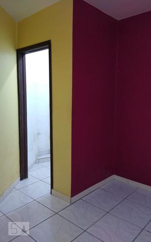 Casa à venda com 176m², 3 quartos e sem vaga Casa à venda com 176m², 3 quartos e sem vagaQuarto Suíte