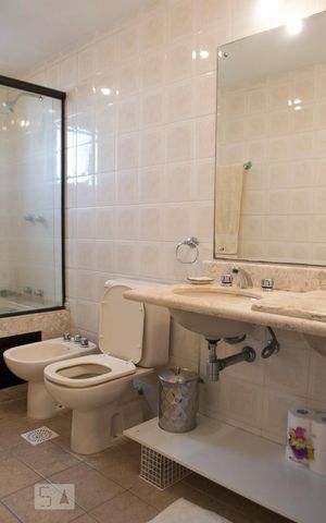Apartamento para alugar com 152m², 3 quartos e 4 vagas Apartamento para alugar com 152m², 3 quartos e 4 vagasBanheiro da Suíte 3