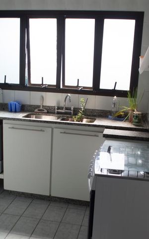 Apartamento para alugar com 152m², 3 quartos e 4 vagas Apartamento para alugar com 152m², 3 quartos e 4 vagasCozinha