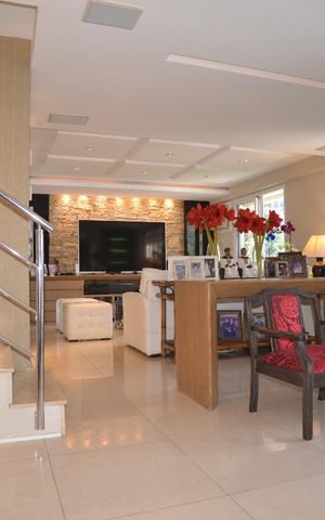 Apartamento à venda com 170m², 4 quartos e 2 vagasSala