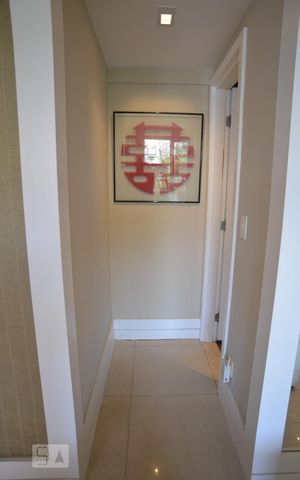 Apartamento à venda com 170m², 4 quartos e 2 vagasCorredor