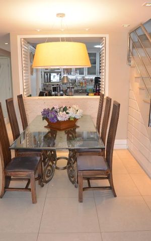 Apartamento à venda com 170m², 4 quartos e 2 vagasSala