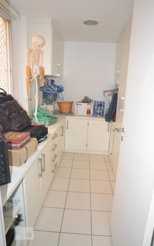 Apartamento à venda com 170m², 4 quartos e 2 vagasQuarto de Serviço