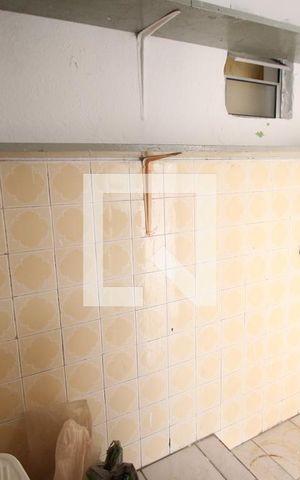 Casa para alugar com 100m², 2 quartos e sem vagaÁrea de Serviço