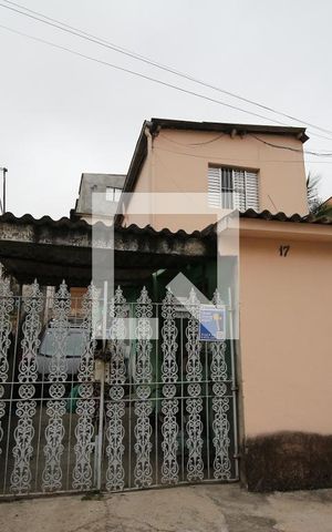 Casa para alugar com 100m², 2 quartos e sem vagaFachada