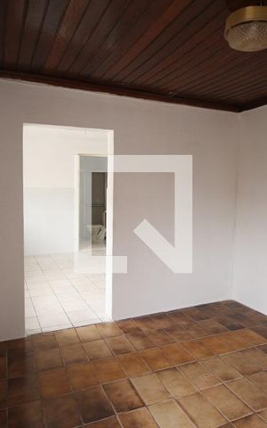 Casa para alugar com 100m², 2 quartos e sem vagaSala
