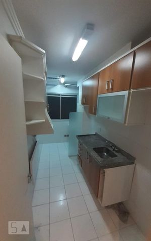 Apartamento à venda com 48m², 2 quartos e sem vaga Apartamento à venda com 48m², 2 quartos e sem vagaCozinha