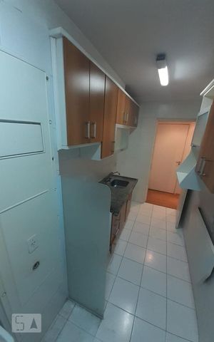 Apartamento à venda com 48m², 2 quartos e sem vaga Apartamento à venda com 48m², 2 quartos e sem vagaCozinha