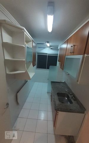 Apartamento à venda com 48m², 2 quartos e sem vaga Apartamento à venda com 48m², 2 quartos e sem vagaCozinha
