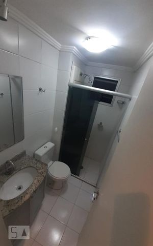 Apartamento à venda com 48m², 2 quartos e sem vaga Apartamento à venda com 48m², 2 quartos e sem vagaBanheiro