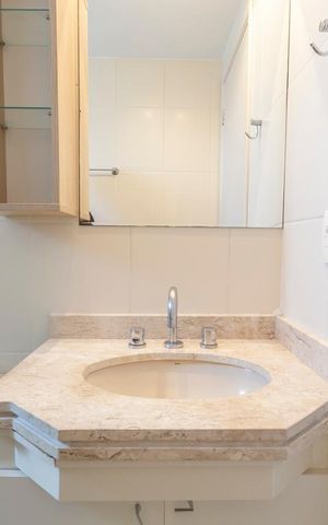 Apartamento para alugar com 52m², 2 quartos e 1 vagaBanheiro