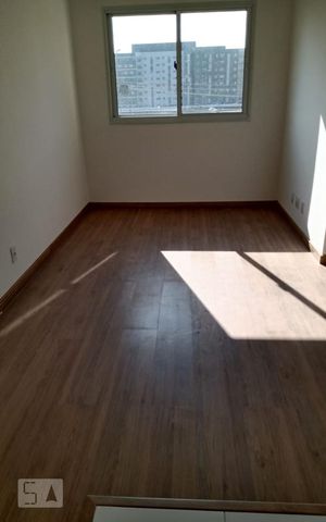 Apartamento à venda com 41m², 2 quartos e sem vaga Apartamento à venda com 41m², 2 quartos e sem vagaSala