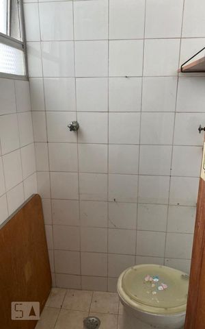 Apartamento à venda com 73m², 2 quartos e 1 vagaBanheiro de Serviço