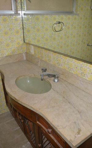 Apartamento à venda com 200m², 3 quartos e 2 vagasBanheiro 3