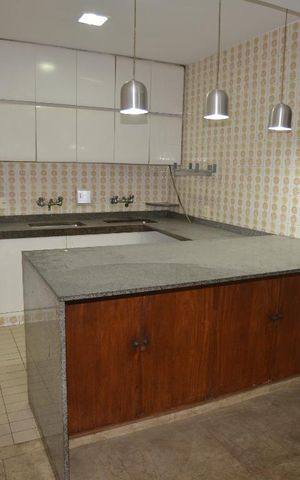 Apartamento à venda com 200m², 3 quartos e 2 vagasCozinha