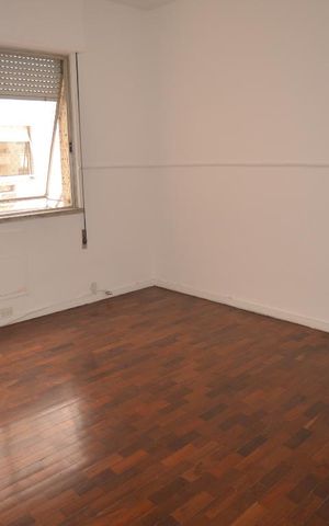 Apartamento à venda com 200m², 3 quartos e 2 vagasQuarto 1