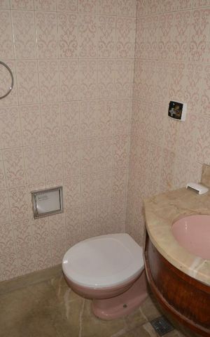 Apartamento à venda com 200m², 3 quartos e 2 vagasBanheiro