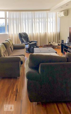Apartamento à venda com 180m², 3 quartos e 2 vagas Apartamento à venda com 180m², 3 quartos e 2 vagasSala