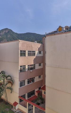 Apartamento à venda com 58m², 2 quartos e 3 vagas Apartamento à venda com 58m², 2 quartos e 3 vagasVista da Sala