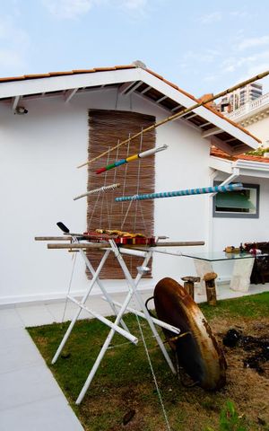 Casa à venda com 300m², 3 quartos e 5 vagas Casa à venda com 300m², 3 quartos e 5 vagasQuintal