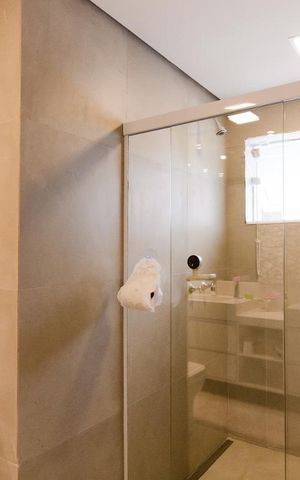 Casa à venda com 300m², 3 quartos e 5 vagas Casa à venda com 300m², 3 quartos e 5 vagasBanheiro da Suíte 3