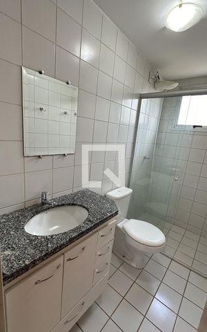 Apartamento para alugar com 56m², 2 quartos e 2 vagas Apartamento para alugar com 56m², 2 quartos e 2 vagasBanheiro