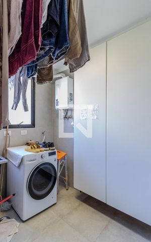Apartamento à venda com 258m², 3 quartos e 5 vagas Apartamento à venda com 258m², 3 quartos e 5 vagasÁrea de Serviço