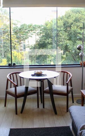 Studio à venda com 40m², 1 quarto e 1 vaga Studio à venda com 40m², 1 quarto e 1 vagaStudio