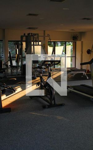 Studio à venda com 40m², 1 quarto e 1 vaga Studio à venda com 40m², 1 quarto e 1 vagaAcademia