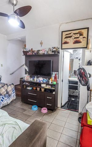 Casa para alugar com 100m², 2 quartos e sem vaga Casa para alugar com 100m², 2 quartos e sem vagaSala