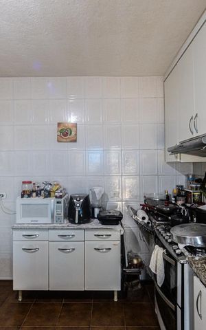 Casa para alugar com 100m², 2 quartos e sem vaga Casa para alugar com 100m², 2 quartos e sem vagaCozinha