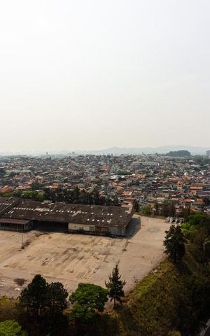 Apartamento à venda com 48m², 2 quartos e 1 vaga Apartamento à venda com 48m², 2 quartos e 1 vagaVista