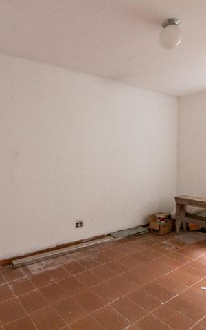 Casa à venda com 450m², 4 quartos e 8 vagasQuarto de serviço
